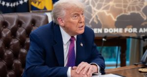 Trump habría hablado la semana pasada con Maduro, en medio de las crecientes tensiones por Venezuela.