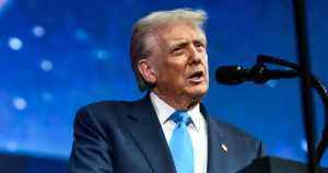 Trump planea conceder a Rusia parte de Ucrania a cambio de garantía de seguridad para Kiev.