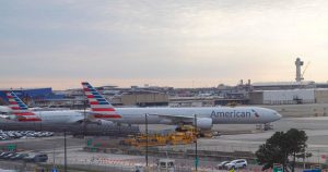 EU suma más de 2 mil vuelos cancelados; puede empeorar, dice Secretario de Transporte