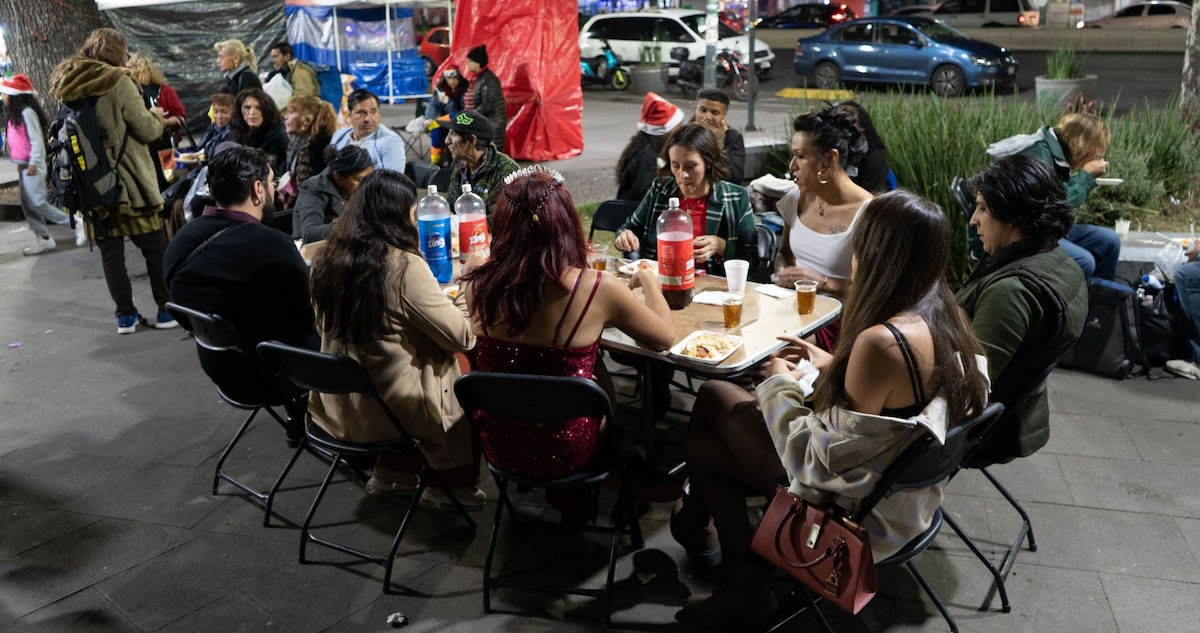 El Servicio de Urgencias Canario (SUC) recordó cómo actuar para salvar una vida ante el aumento de los casos de personas que se atragantan durante la Navidad.