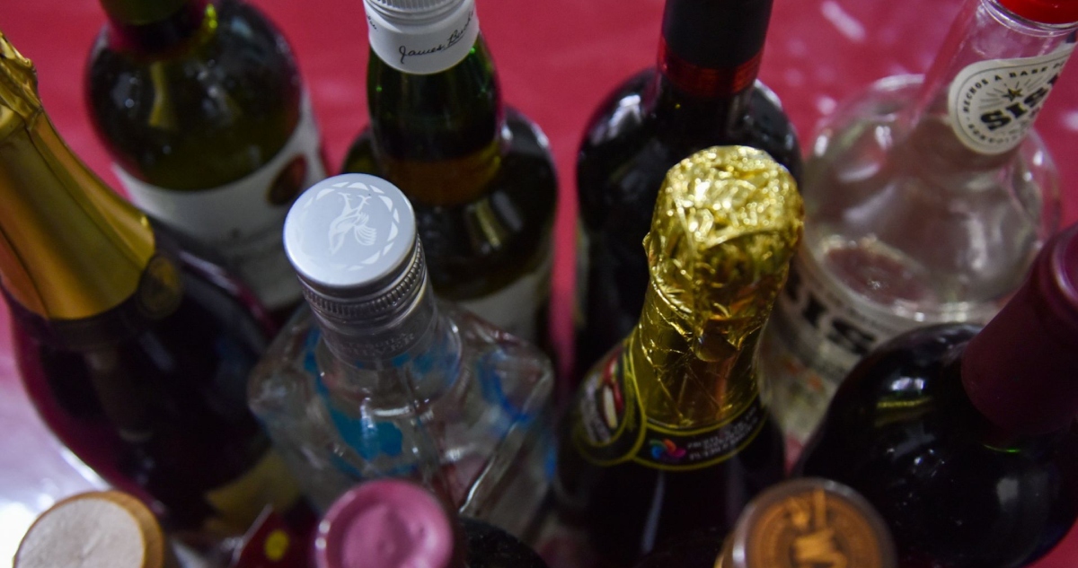 ¿Por qué el consumo de alcohol afecta más a las mujeres? La ciencia explica el motivo