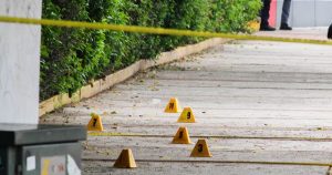 Cuatro hombres fueron asesinados y tres personas resultaron heridas luego de un ataque armado en la colonia Morelos de Irapuato, en Guanajuato.