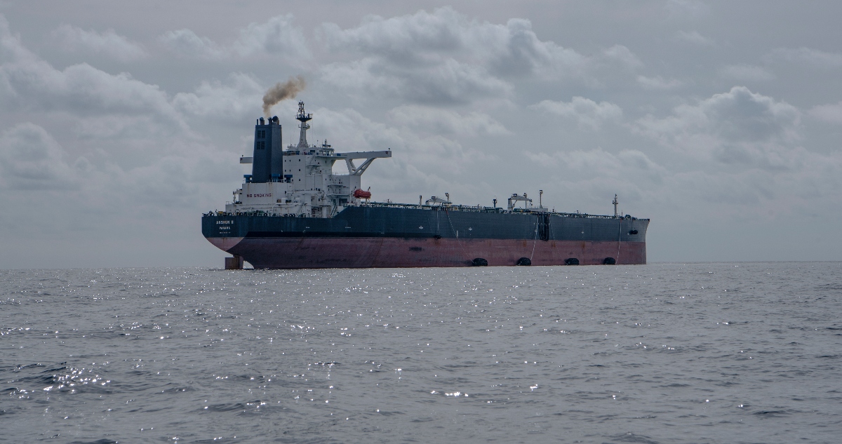 Trump aseguró que EU "incautó" un buque petrolero en las costas de Venezuela.