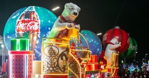 Guerrero promocionó la caravana de Coca-Cola en Acapulco en diciembre de 2025.