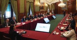 La Presidenta Sheinbaum se reunió en Palacio Nacional con representantes empresariales para fomentar y promover las inversiones en el marco del Plan México.