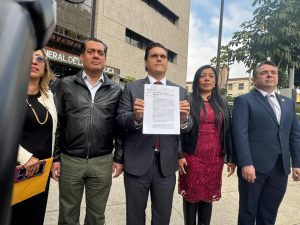 La denuncia contra Cabeza de Vaca fue encabezada por el Diputado Sergio Gutiérrez Luna.