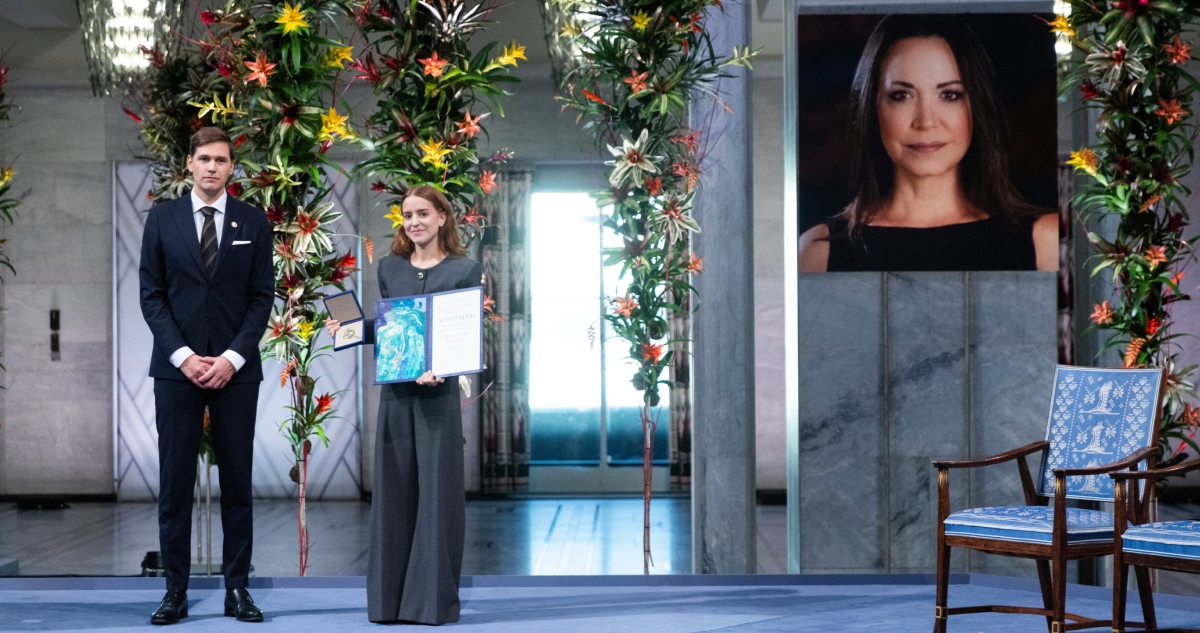 El Nobel de la Paz es un dispositivo ideológico para idiotas, como las películas de buenos y malos, como arrasar con Gaza y decir que Trump terminó la guerra.