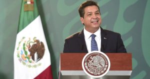 El exgobernador Francisco García Cabeza de Vaca fue nombrado representante del PAN en América del Norte.