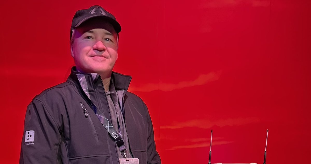 Vince Zampella, uno de creadores del videojuego "Call of Duty", murió en un accidente automovilístico mientras conducía su Ferrari en autopista de Los Ángeles.