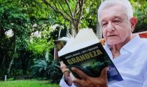 Andrés Manuel López Obrador, ex presidente de México, reapareció en su cuenta oficial en sus redes para presentar su nuevo libro “Grandeza”, editado por Grupo Planeta.