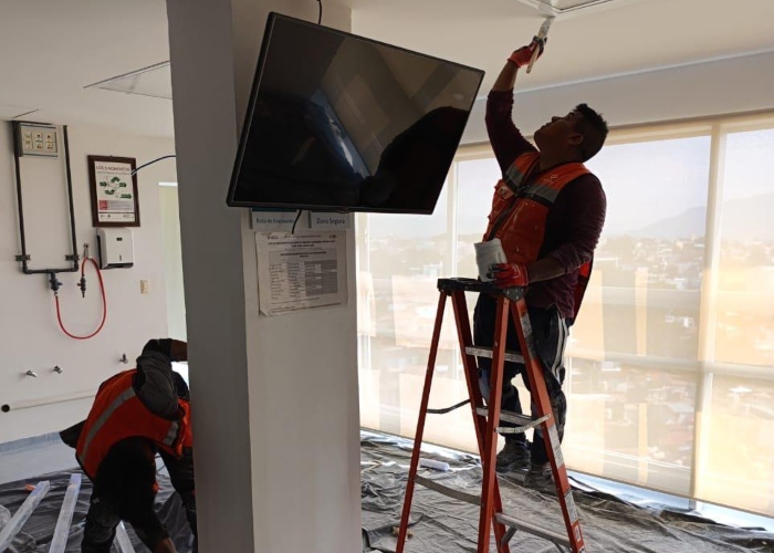 El ISSSTE informó que las obras de mantenimiento en el Hospital “Presidente Benito Juárez” de Oaxaca continúan luego de protestas de trabajadores.