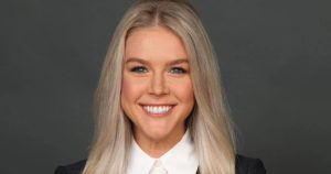 Madre del sobrino de Karoline Leavitt podría ser liberada tras ser detenida por ICE