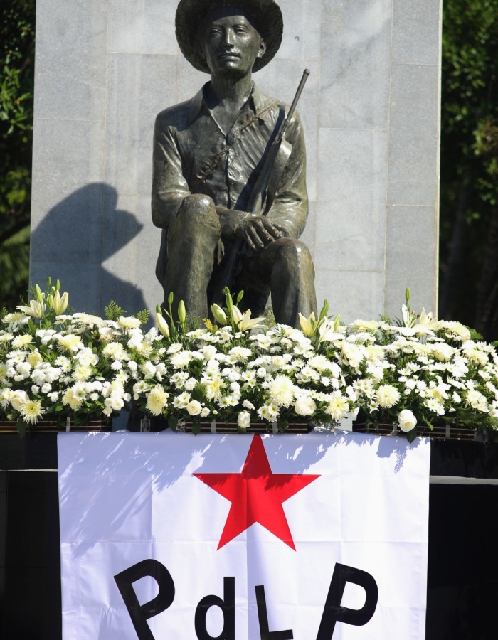 Guerrerenses homenajearon al maestro y guerrillero Lucio Cabañas Barrientos; repudiaron el homenaje a exgobernador Rubén Figueroa Figueroa por violaciones a DH.