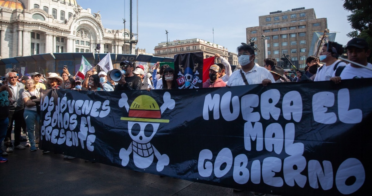 La Marcha de la Generación Z que se celebró este domingo en la CdMx congregó alrededor de 300 personas y concluyó con saldo blanco.