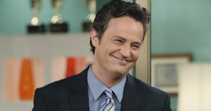 Sentencian a médico por suministrar ketamina a Matthew Perry.