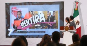 Miguel Ángel Elorza, titular de la sección Detector de Mentiras, destacó la circulación de noticias falsas relacionadas con la reforma al INFONAVIT, entre otros temas, como parte de los contenidos desmentidos en febrero pasado. Foto: Gustavo Alberto, Cuartoscuro.