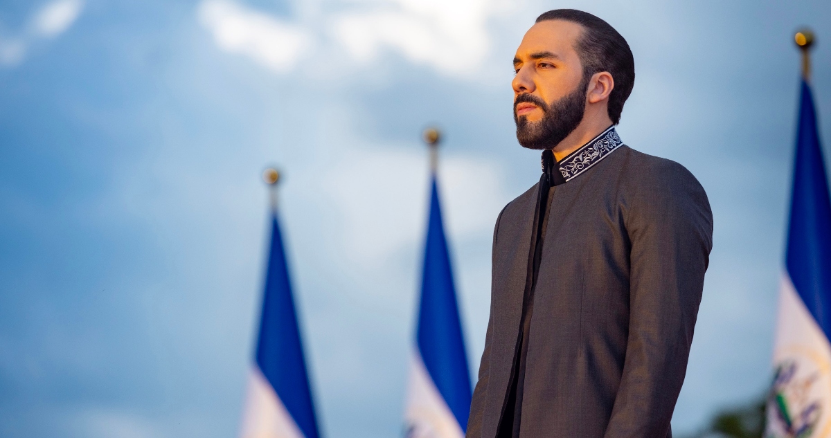 Bukele dijo que le gustaría seguir "10 años más" en el poder en El Salvador, luego de reelegirse en 2024 y reformar las leyes para perpetuarse.