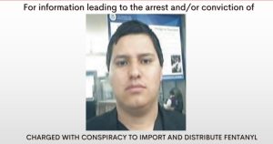 El hombre asesinado al interior de un restaurante en la CdMx el domingo era Óscar Noé Medina González, alias "El Panu", quien formaba parte de "Los Chapitos".