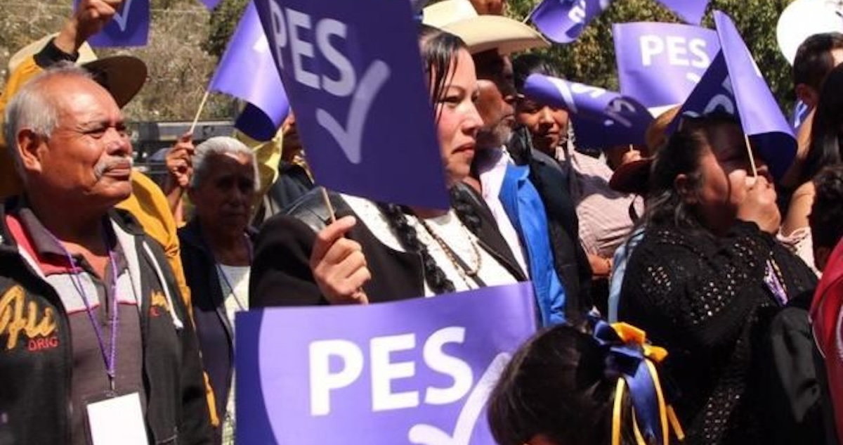 A cinco años de que el Partido Encuentro Solidario (PES) burlara cuestionamientos por violaciones al Estado laico para convertirse en fuerza política, una nueva organización impulsada por los mismos actores y con el respaldo abierto de congregaciones evangélicas avanza hacia su registro nacional.