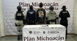 En el marco de la implementación del Plan Michoacán por la Paz y la Justicia, autoridades lograron la detención de ocho presuntos delincuentes.