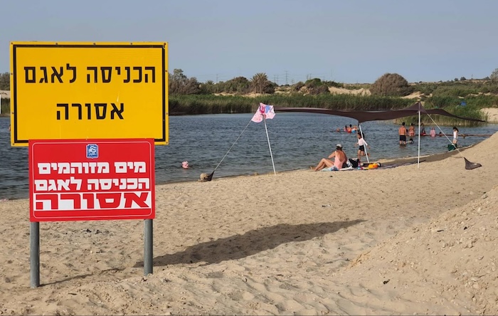 De acuerdo con testigos citados por CNN, las fuerzas israelíes abrieron fuego contra palestinos hambrientos que rodearon un camión de ayuda humanitaria.