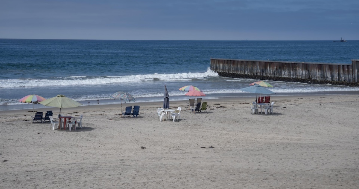 Si planeas aprovechar las vacaciones decembrinas para disfrutar de alguna de las playas mexicanas, aquí te decimos cuáles no son aptas para su uso recreativo.