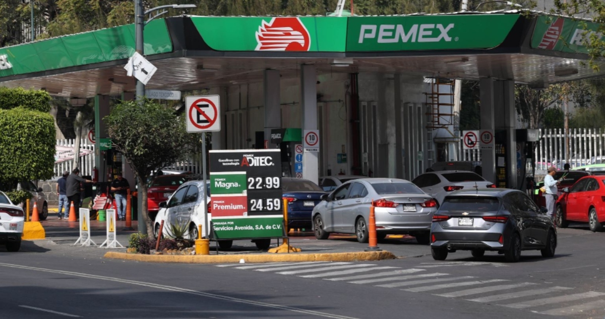 Hacienda actualizó el IEPS de gasolina y de diésel para 2026, que se hace anualmente por la inflación.