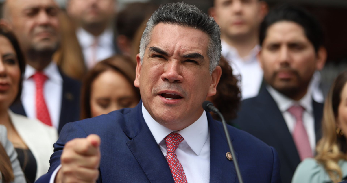 PRI niega haber sido expulsado de la Internacional Socialista.