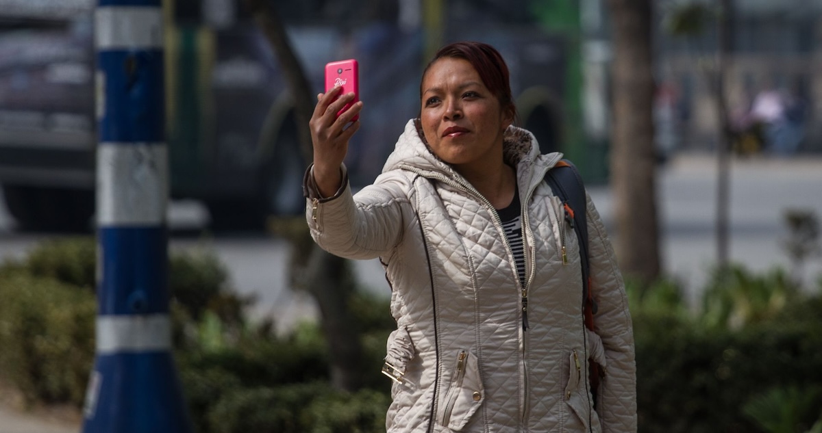 La Profeco alertó que empresas de telefonía móvil suelen recurrir a publicidad engañosa para atraer más clientes, por lo que reveló cuáles son sus estrategias.