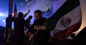 El cúmulo de medidas del gobierno de Donald Trump en su asalto a la comunidad migrante daña a individuos, familias, comunidades y la economía.