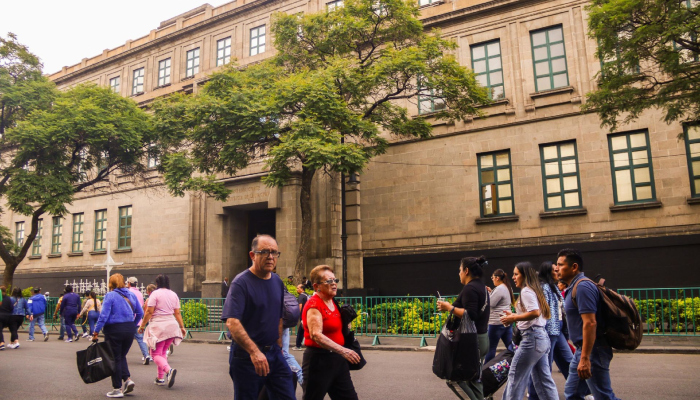 Luisa María Alcalde Luján, señaló que estas disposiciones, que obligan a postular exclusivamente mujeres a las candidaturas para gubernaturas, son contrarias al marco constitucional.