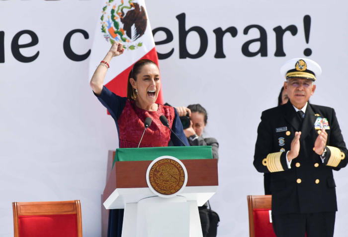 Claudia Sheinbaum, Presidenta de México, encabezó ante miles de simpatizantes en el zócalo capitalino un mensaje por los "7 años de transformación".