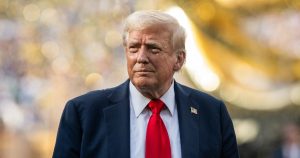 Las imágenes de Donald Trump adormilado marcaron la semana. Pero lo que realmente pega a la Casa Blanca es que el Presidente de EU se desploma en popularidad.