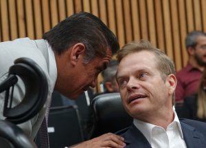 Carlos Alberto Puente Salas y Arturo Escobar. Foto: Cuartoscuro.