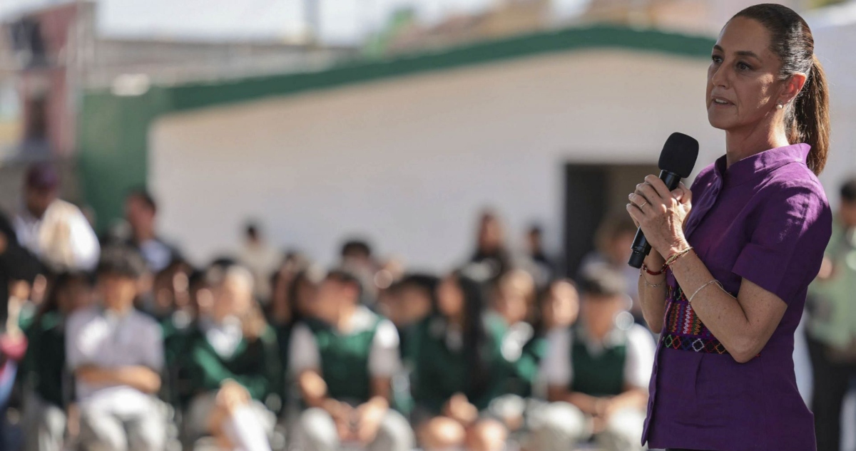 El titular de la Coordinación Nacional de Becas para el Bienestar anunció el inicio de la entrega de tarjetas para las y los beneficiarios de Beca Rita Cetina.