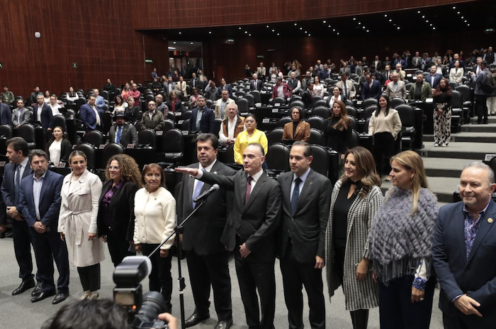 Mauricio Farah Gebara, funcionario cercano de Ricardo Monreal.DATOS ¬ 116 funcionarios en Diputados (muchos de Monreal) ganan más de 100 mil al mes