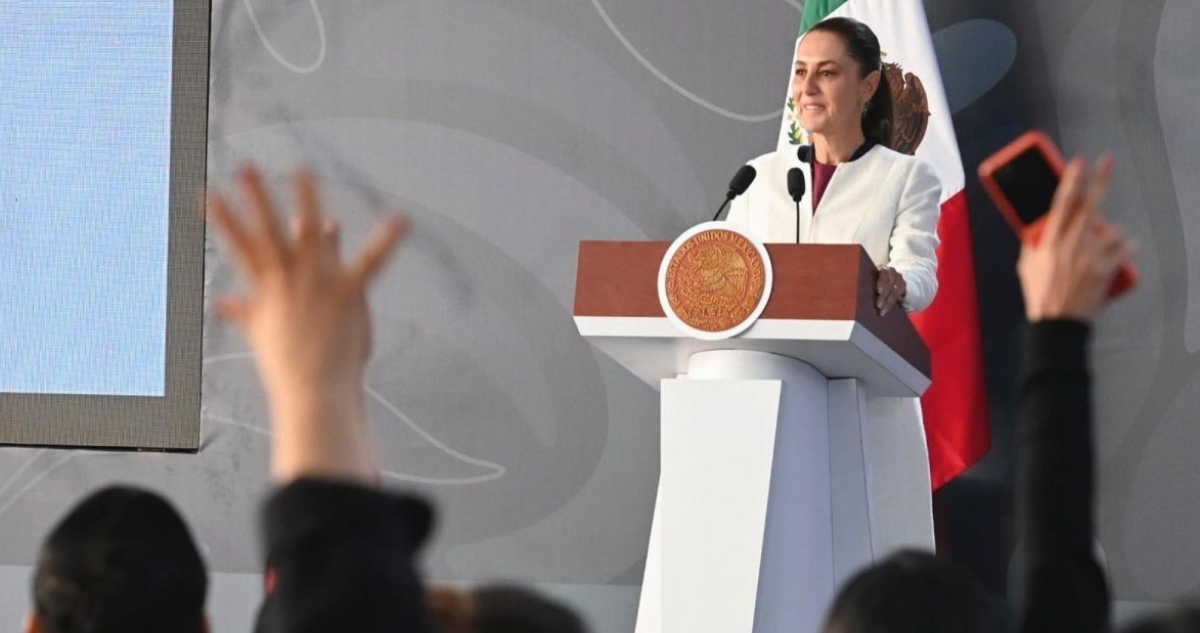 Sheinbaum llamó a todos los servidores públicos a tener una vida honesta y en la justa medianía tras el caso de la Diputada de Morena retenida con 800 mil pesos en efectivo en EU.