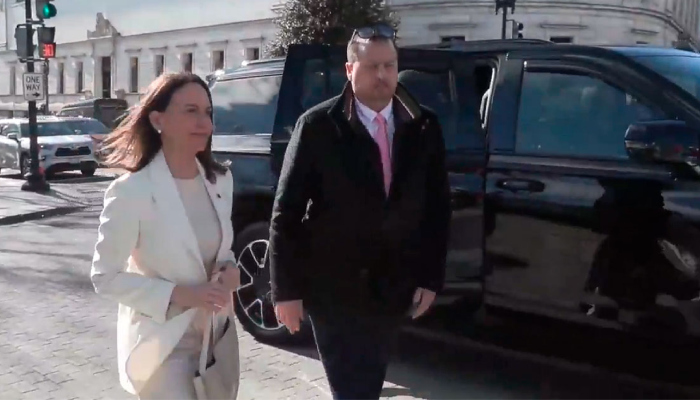 Corina Machado llegando a la Casa Blanca.