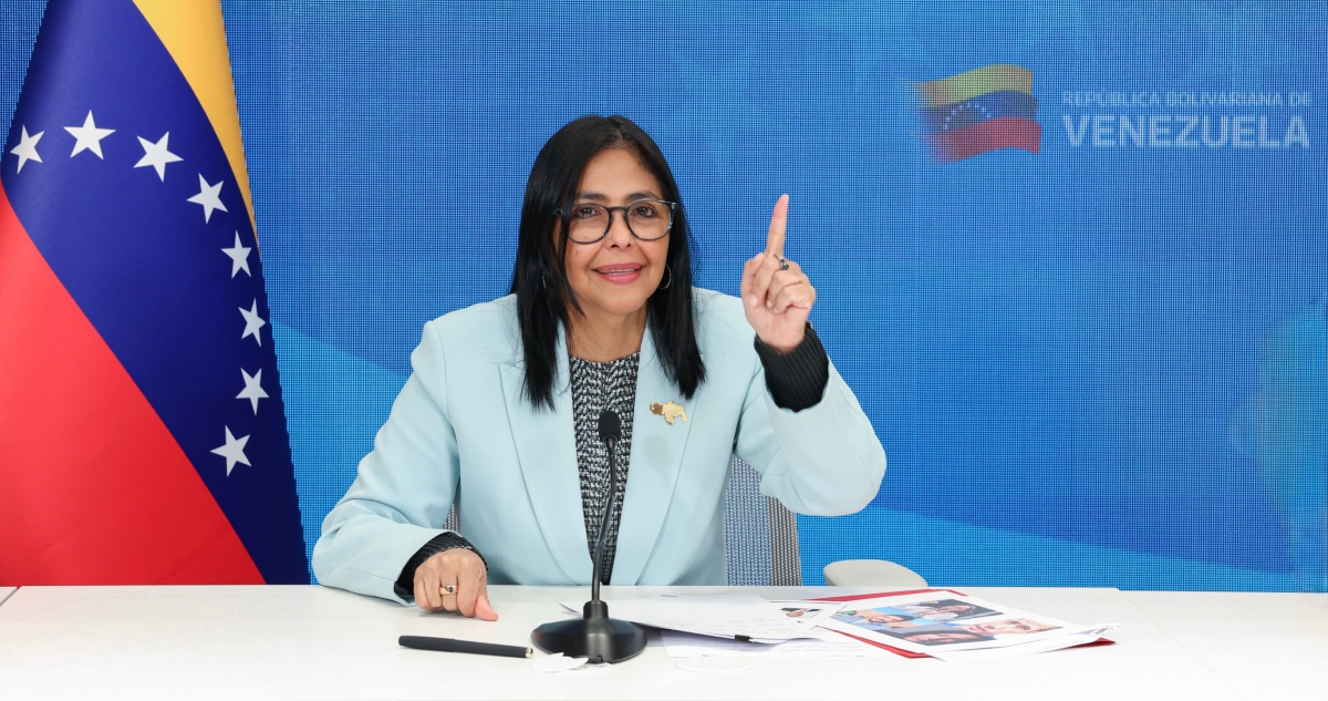 Según NYT, Trump le habría ofrecido a Maduro dejar Venezuela y exiliarse en Turquía, sin embargo, no aceptó. Esto llevó a EU a buscar otra opción: Rodríguez.