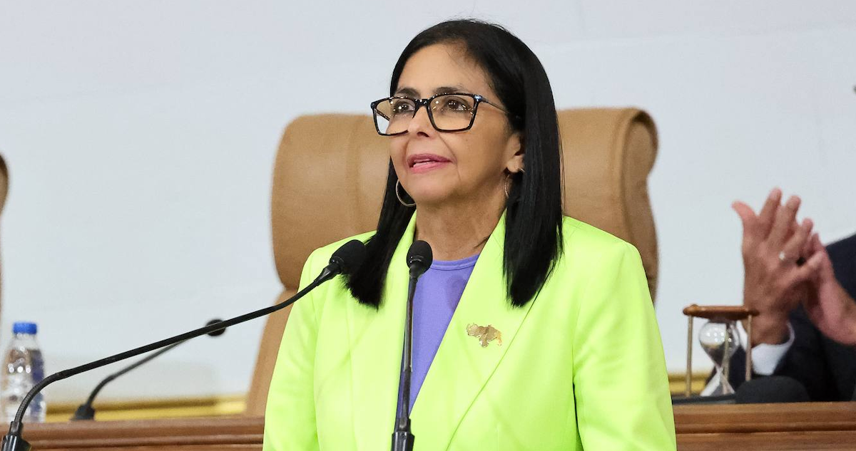 Delcy Rodríguez, Presidenta encargada de Venezuela, se reunió con el director de la CIA de EU para tratar asuntos relacionados con seguridad.