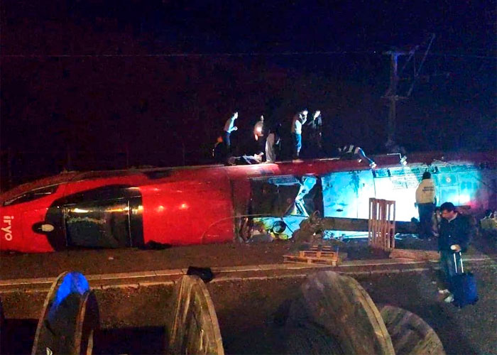 Fotos y videos del descarrilamiento de un tren en Adamuz, España