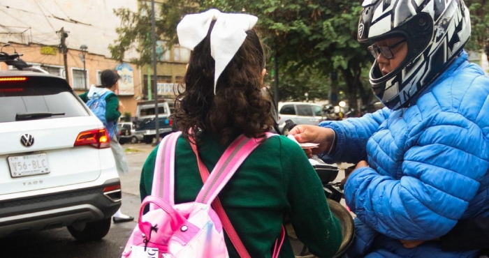 Dormir más el fin de semana para recuperar el sueño perdido durante la semana puede ser bueno para la salud mental de los adolescentes, según una investigación.