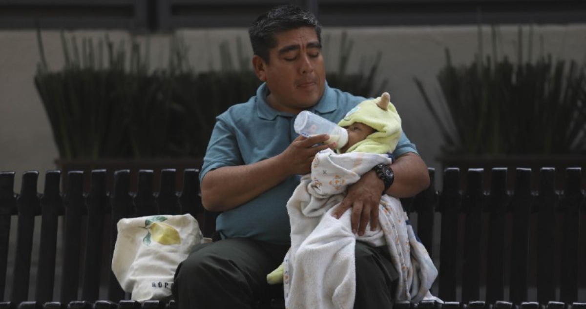 La Comisión Federal para la Protección contra Riesgos Sanitarios (Cofepris) ordenó retirar del mercado fórmulas para lactantes contaminadas con una toxina.