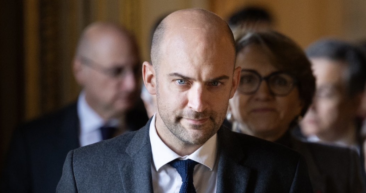 El Ministro de Exteriores de Francia dijo que Groenlandia no está en venta y que el mundo ya no está "en la era en la que Luisiana podía comprarse o venderse".