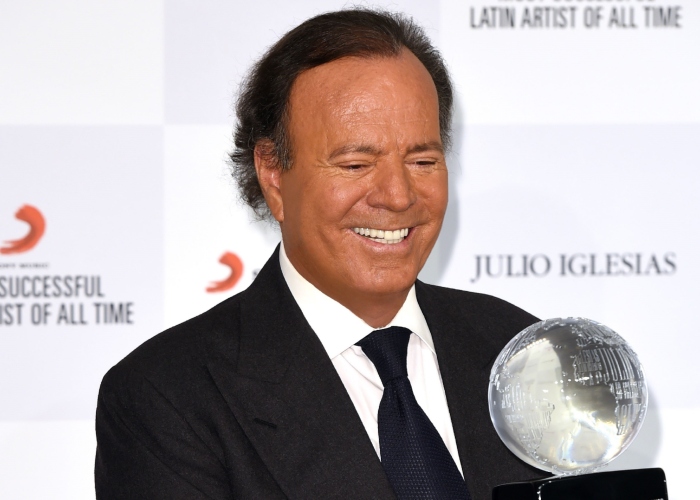 La Fiscalía de la Audiencia Nacional otorgó a las dos mujeres que denunciaron al artista Julio Iglesias la condición de testigo protegido.