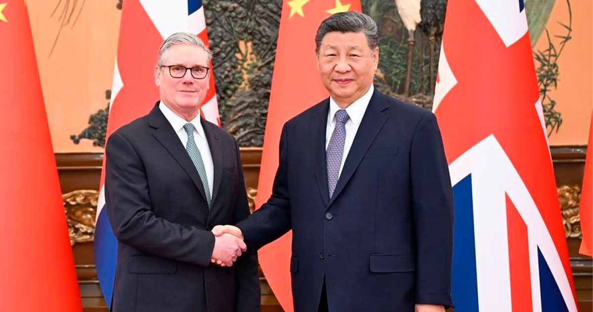 El Presidente de China, Xi Jinping, y el Primer Ministro de Reino Unido, Keir Starmer, prometieron crear una relación "coherente, a largo plazo y estratégica".