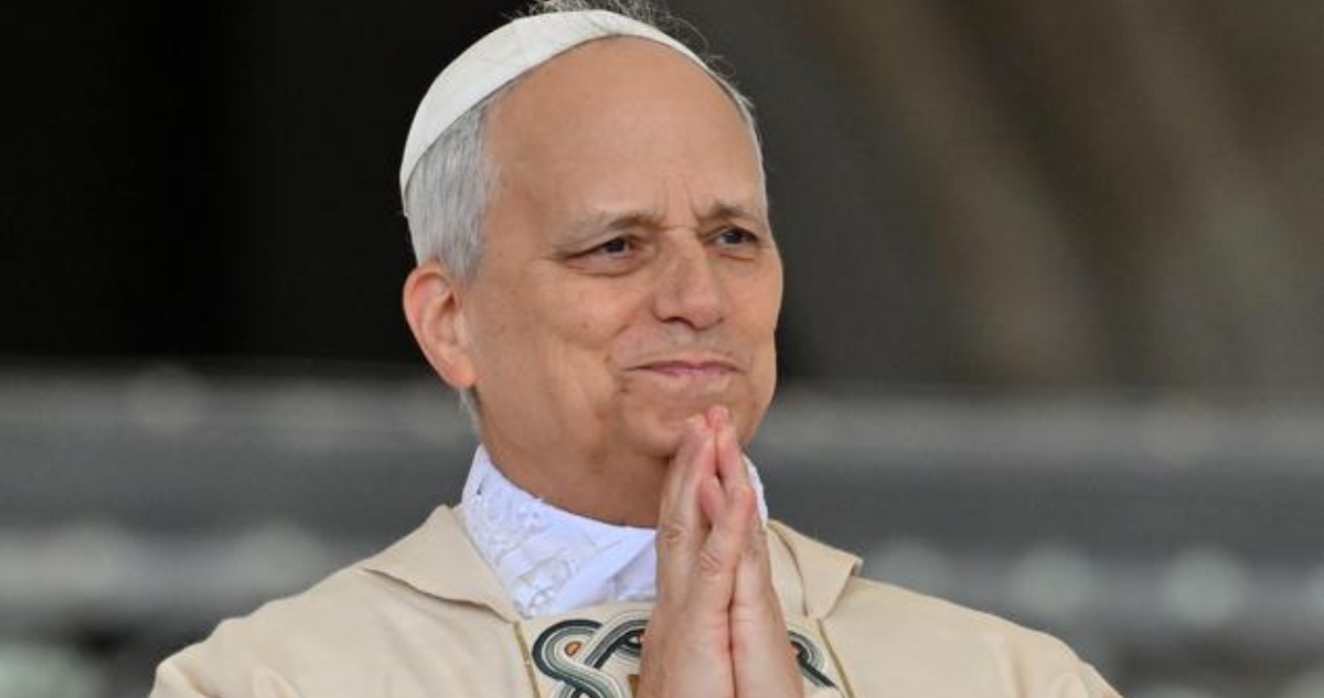El Papa pidió "que se cultive con paciencia el diálogo y la paz" en Irán y Siria, "donde persistentes tensiones están provocando la muerte de muchas personas".
