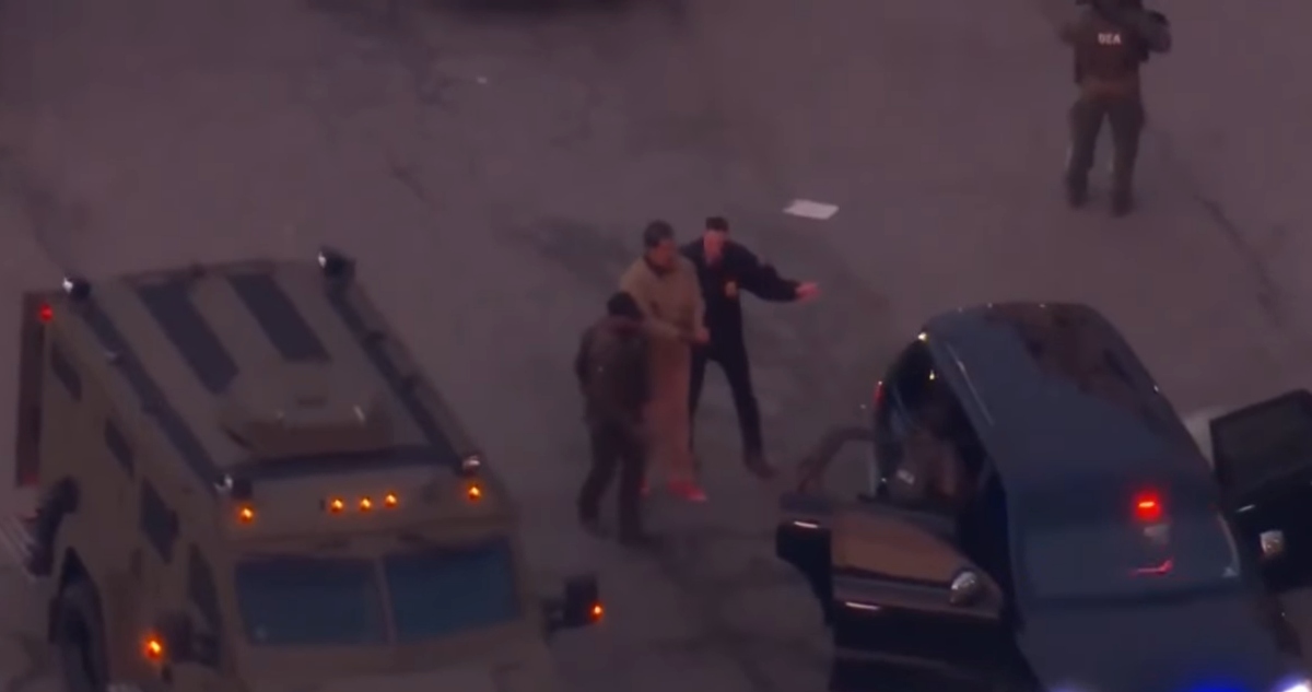 Maduro y Flores aterrizan en NY para comparecer en el Tribunal Federal del Distrito Sur.