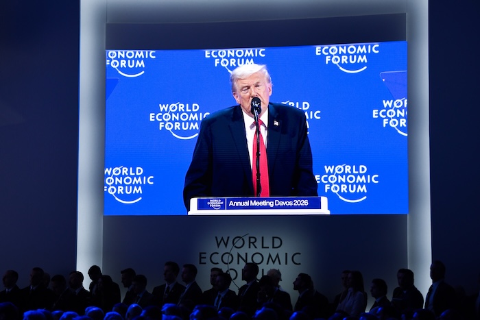 El Parlamento Europeo paralizó, hasta que cesen las amenazas de Donald Trump contra Groenlandia, los trámites para validar el acuerdo comercial de la UE con EU.