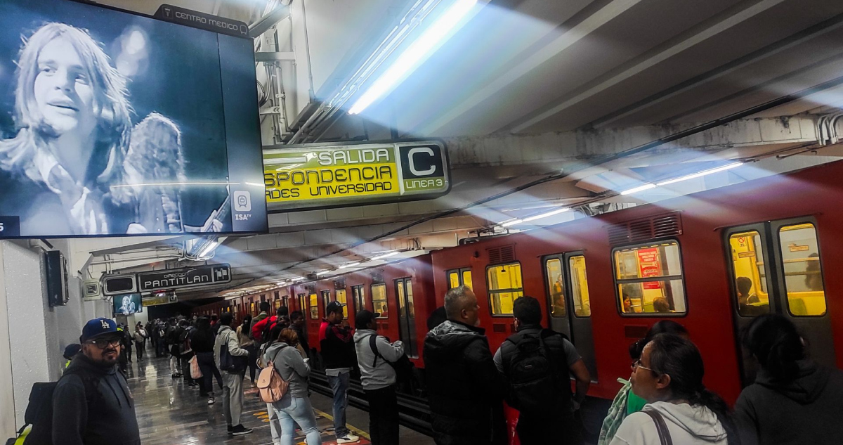 - La jefa de Gobierno dela Ciudad de México, Clara Brugada Molina, adelantó este miércoles que la modernización de la Línea 3 del Metro, la segunda línea más utilizada del Sistema de Transporte Colectivo (STC), comenzará en los próximos días en la estación Universidad con una inversión es 41 mil millones de pesos.